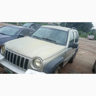 Jeep Liberty Columbia 4WD 2004 Gray