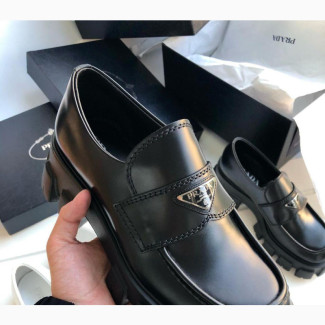 PRADA Monolith Grailed Loafer
