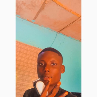 Experienced Male Hair Stylist Available