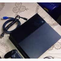PS4 Console Plus 1pad and Fifa 20