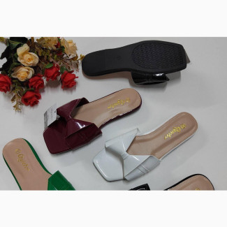 Queen Slippers