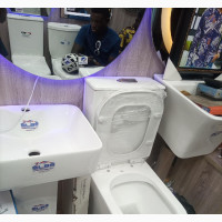 European Standard Executive Toilet Set
