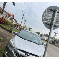 Hyundai Tucson SE FWD 2015 Gray