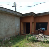 Half Plot With Building on It at Jumofak Estate Ikorodu