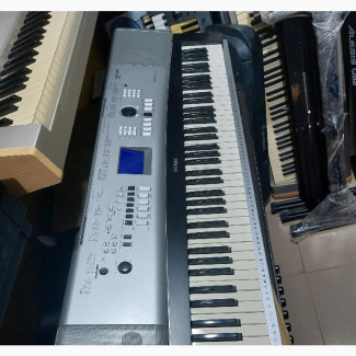Yamaha DGX-530
