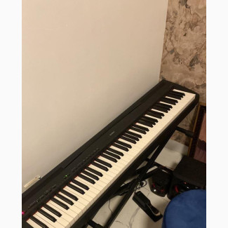 Yamaha P95 Digital Piano - Perfectly Working