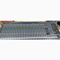 Yamaha 32 Chanel Mixer