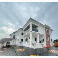 5 Bedrooms Fully Furnished Duplex With All Modern Facilities