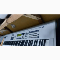 Yamaha MO8 Electronic Keyboard - Professional Level
