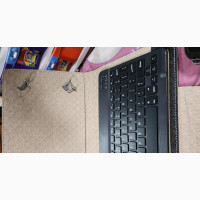 Universal Case and Keyboard
