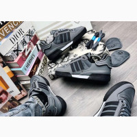 Addidas Sneakers