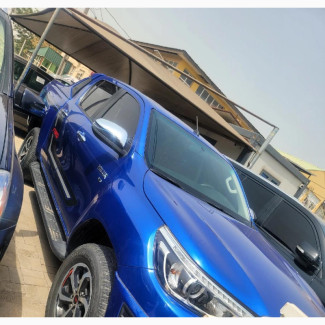 Toyota Hilux 2019 Blue