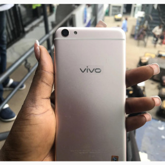 Vivo X7 128 GB Gold