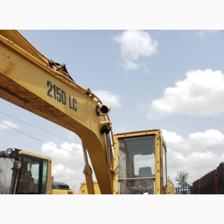 Cat 215 Excavator Available