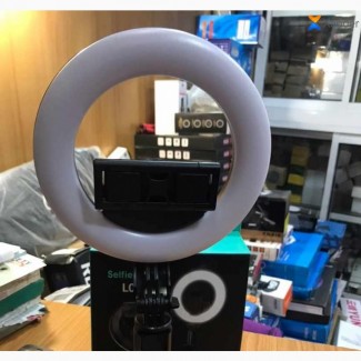 Samsung Bluetooth Selfie Stick With 6 Inches Ringlight