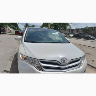 Toyota Venza XLE AWD 2013 White