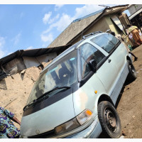 Toyota Previa Automatic 2002 Gray
