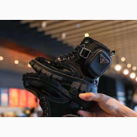 Unisex Glossy Shoes With Purse