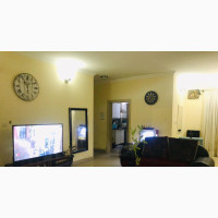 Nice Pocket Friendly One Room in a 3 Bedroom Apartment