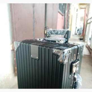 Small Hand Luggage Imported Black Aluminum Traveling Box