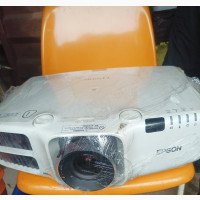 Epson EB-G6750WU Full HD Projector for Office, Meetings, and Churches