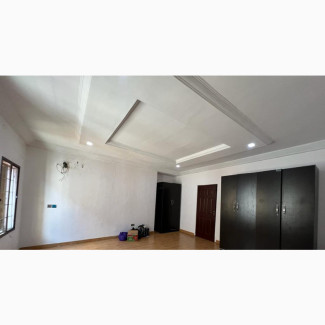 3bdrm Shared Apartment in Chisco, Lekki Phase 1 for rent