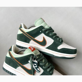 New Nike Sneakers for Men in White - Size 38-42