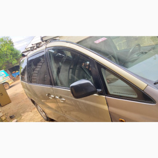 2002 Gold Bus - Road Worthy, Engine Needs Replacement