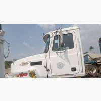 Mack CH Tractor