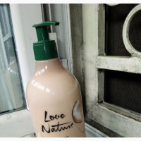 Oriflame Love Nature Nourishing Body Lotion - Moisturize and Nourish Your Skin