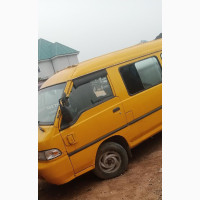 Hyundai H-100 2002 Yellow