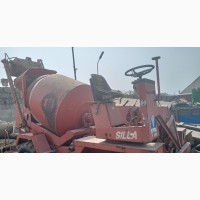 Self Loader Concrete Mixer for Sale