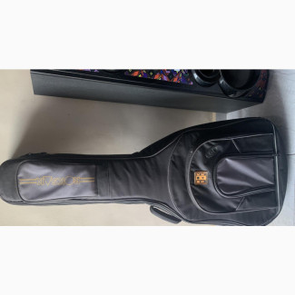 Roksak Acoustic Guitar Bag - Fully Padded and Easy to Carry