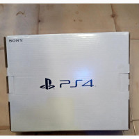 Slightly Used PS4 Slim 1TB With Accessories