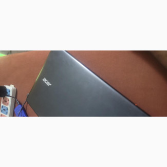 Laptop Acer Aspire E1-572 8GB Intel Core I7 HDD+SSD 500GB