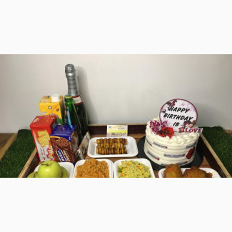 Delicious Food Tray - Ready Meals