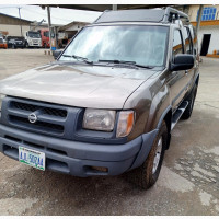 Nissan Xterra SE 4x4 2002 Gray