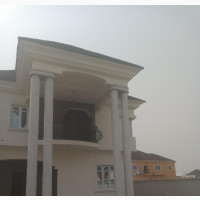 5bdrm Duplex in Fountain Spring, Sangotedo for sale