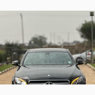 Mercedes-Benz E300 2018 Black