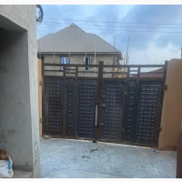 Bungalow with Shops on Full Plot of Dry Land