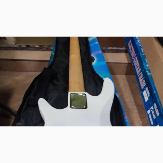 6 Strings Bass Guitar - Brand New