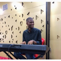 Keyboardist Available for Music Production and Events Coverage