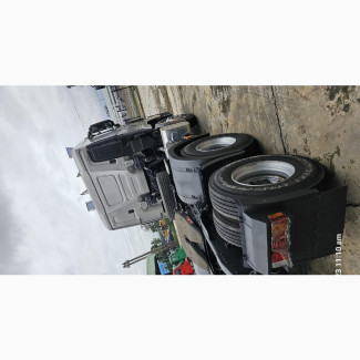 Hyundai Tractor Head - Brand New