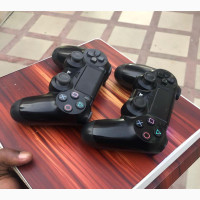 PS4 Slim with 2 Controllers and 10 Solid Games - Super Neat UK Used