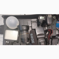 Canon EOS 77D Camera with 8 Accessories