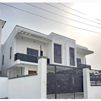 Furnished 4 Bedroom Duplex in Ikate Lekki for Sale