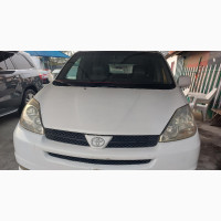 Toyota Sienna XLE 2005 White