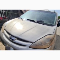 Toyota Sienna LE FWD 2006 Gold