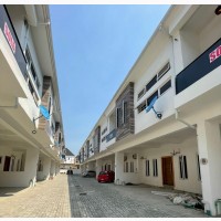 4bdrm Duplex in Ikota Villa Estate for rent