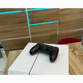 Super Neat UK Used Ps4 Fat Console With One Pad